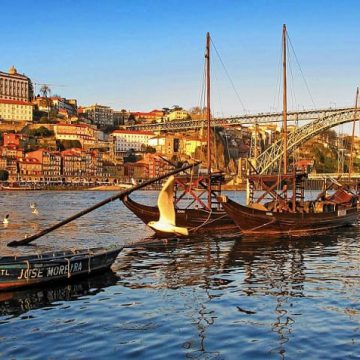 Du lịch Bồ Đào Nha được “cứu” nhờ du khách Anh