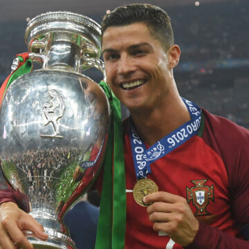Top 5 cầu thủ bóng đá Bồ Đào Nha vĩ đại nhất mọi thời đại