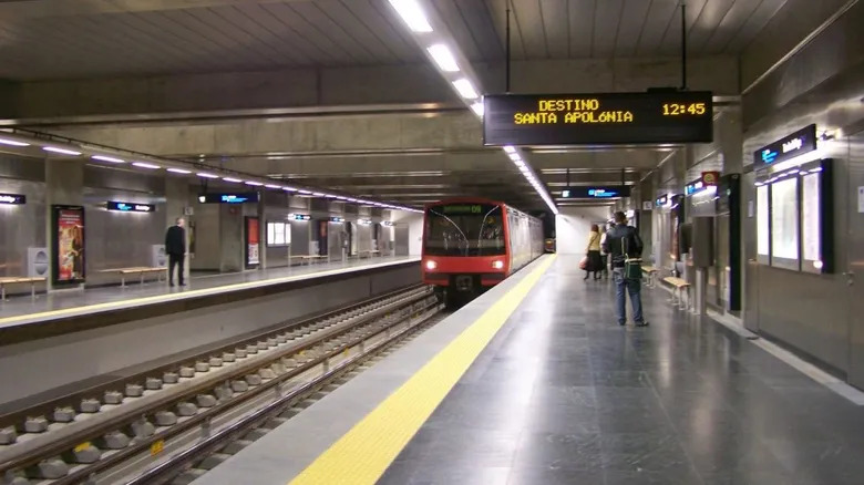 Tàu điện ngầm Lisbon