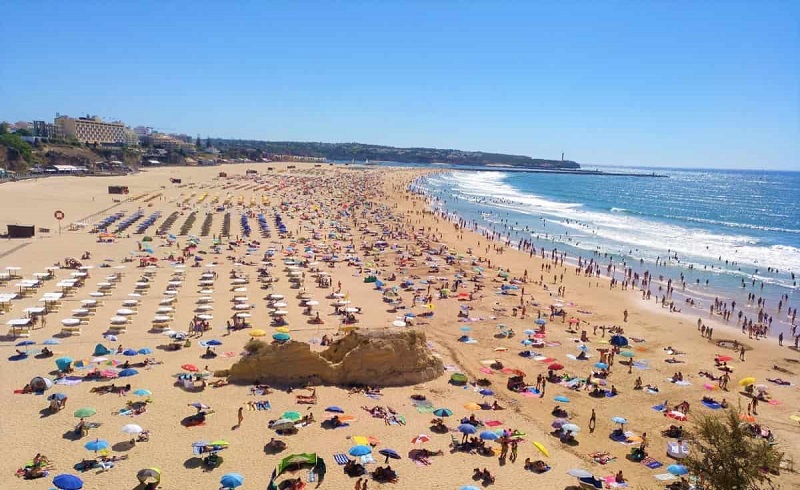 Những bãi biển đẹp nhất Bồ Đào Nha – Thiên đường nghỉ dưỡng cho gia đình